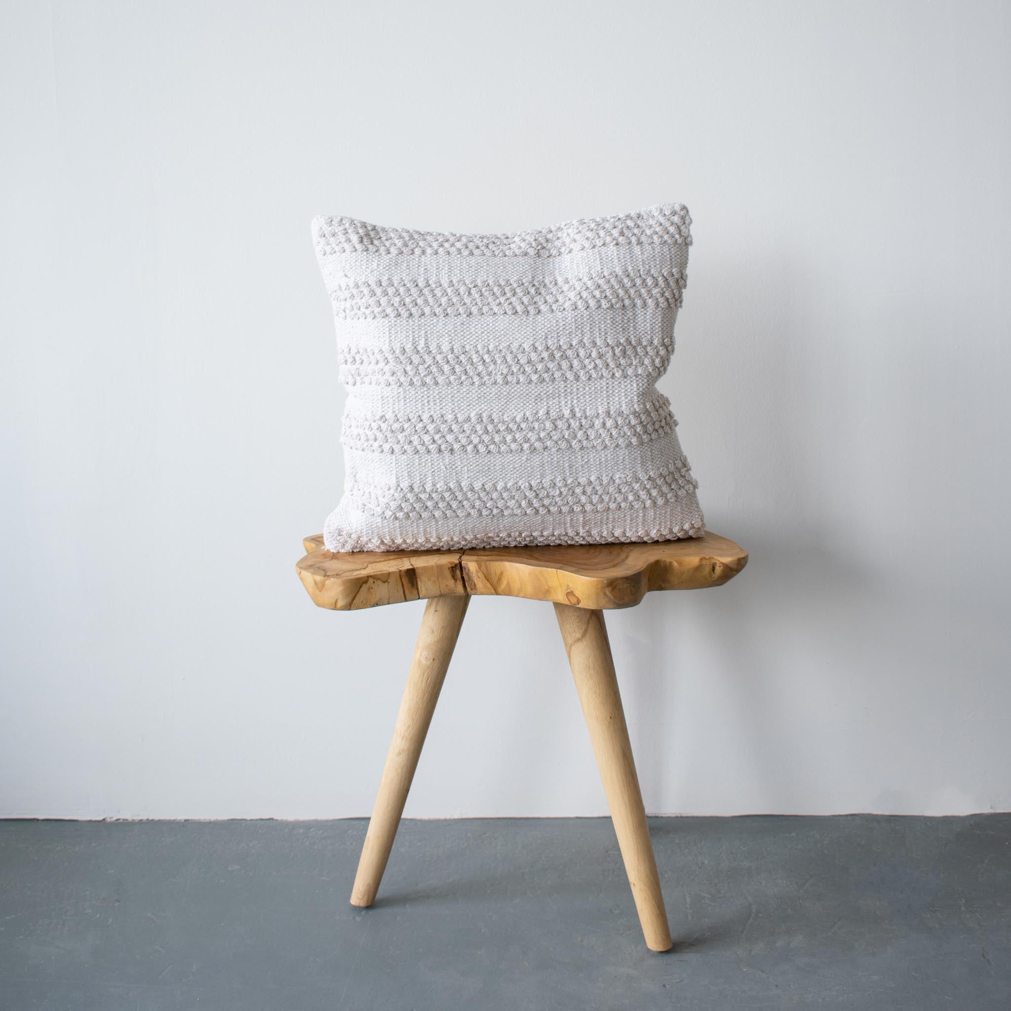 COTTON CANVAS ADELAIDE Show Cushions