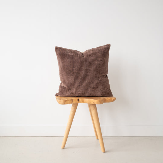 VELVET - RIBBED BROWN