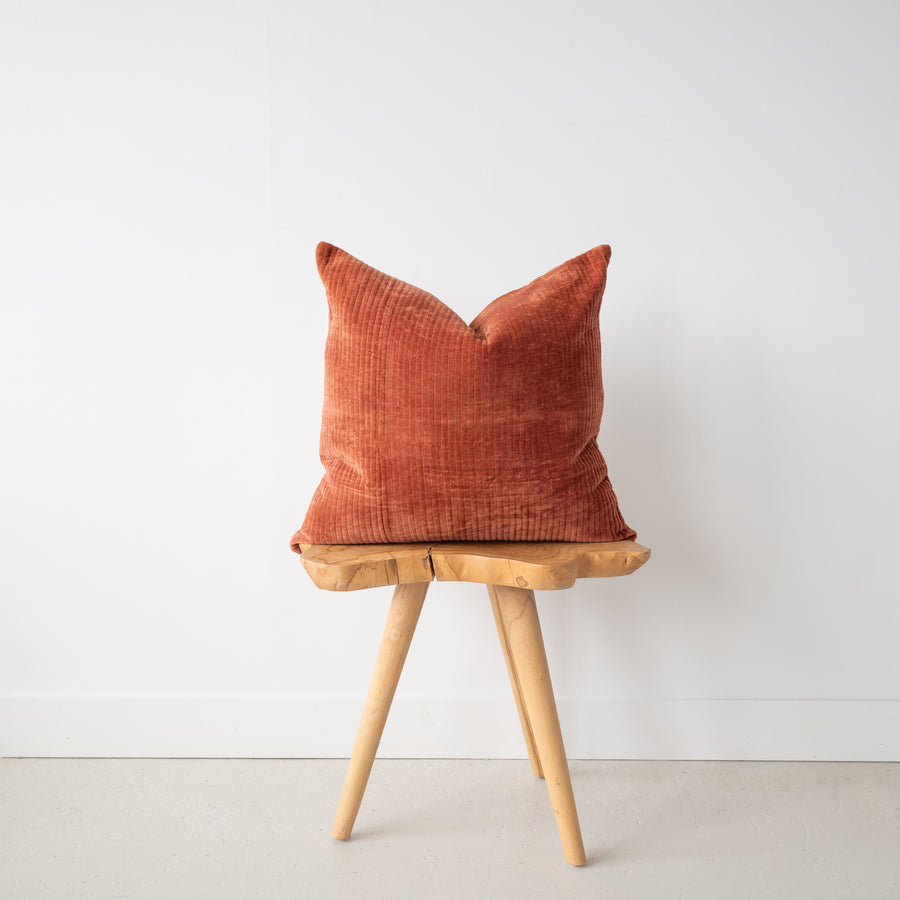 show_cushions_square_22_22_rust_orange_velvet_pillow